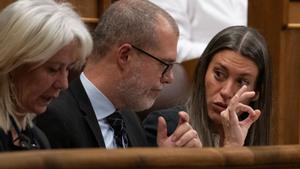 Junts tomba amb el PP i Vox el camí d’estabilitat del Govern