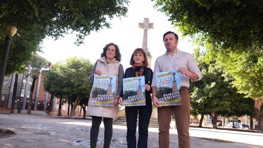 Nueva protesta vecinal y de la oposición para frenar la retirada de la cruz de Germanías