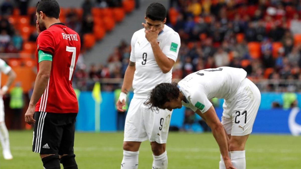 Suárez y Cavani en el partido ante Egipto