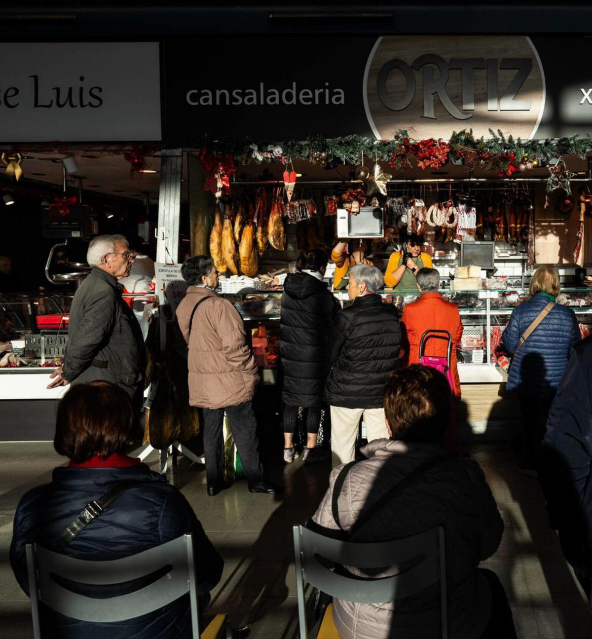 El 34% de les parades de mercats municipals continuen tancades El 34% de les parades de mercats municipals continuen tancades