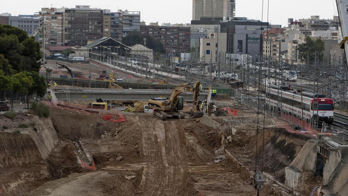 Obras del AVE en Renfe, en 2011.