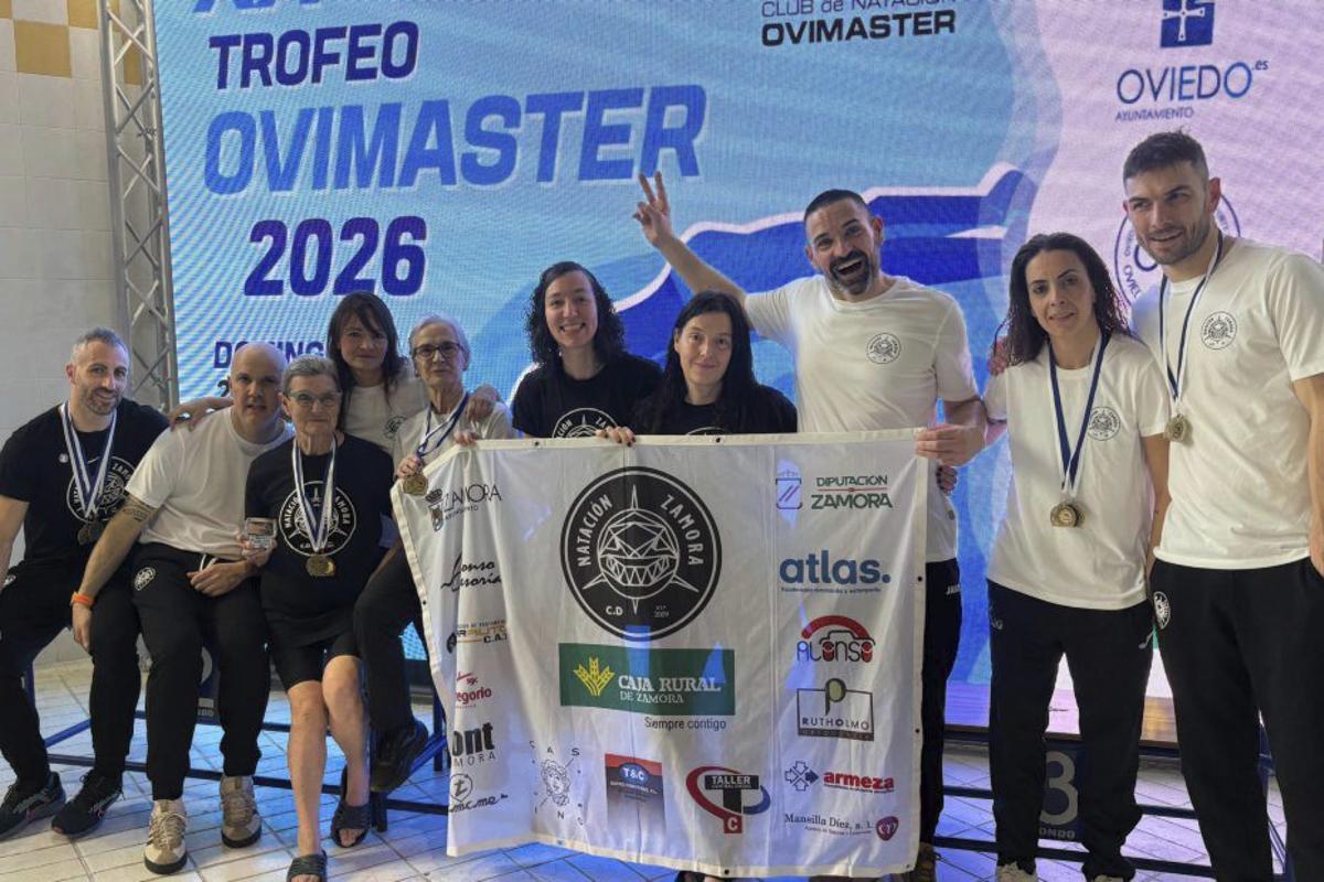 Equipo del Natación Zamora en el Trofeo Ovimáster. | CEDIDA