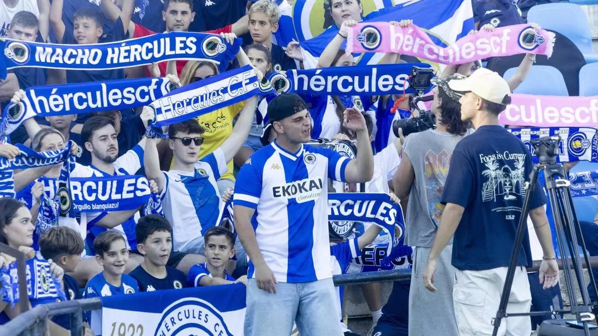 Así es "Azul y blanco", el himno que Funzo ha creado para el Hércules
