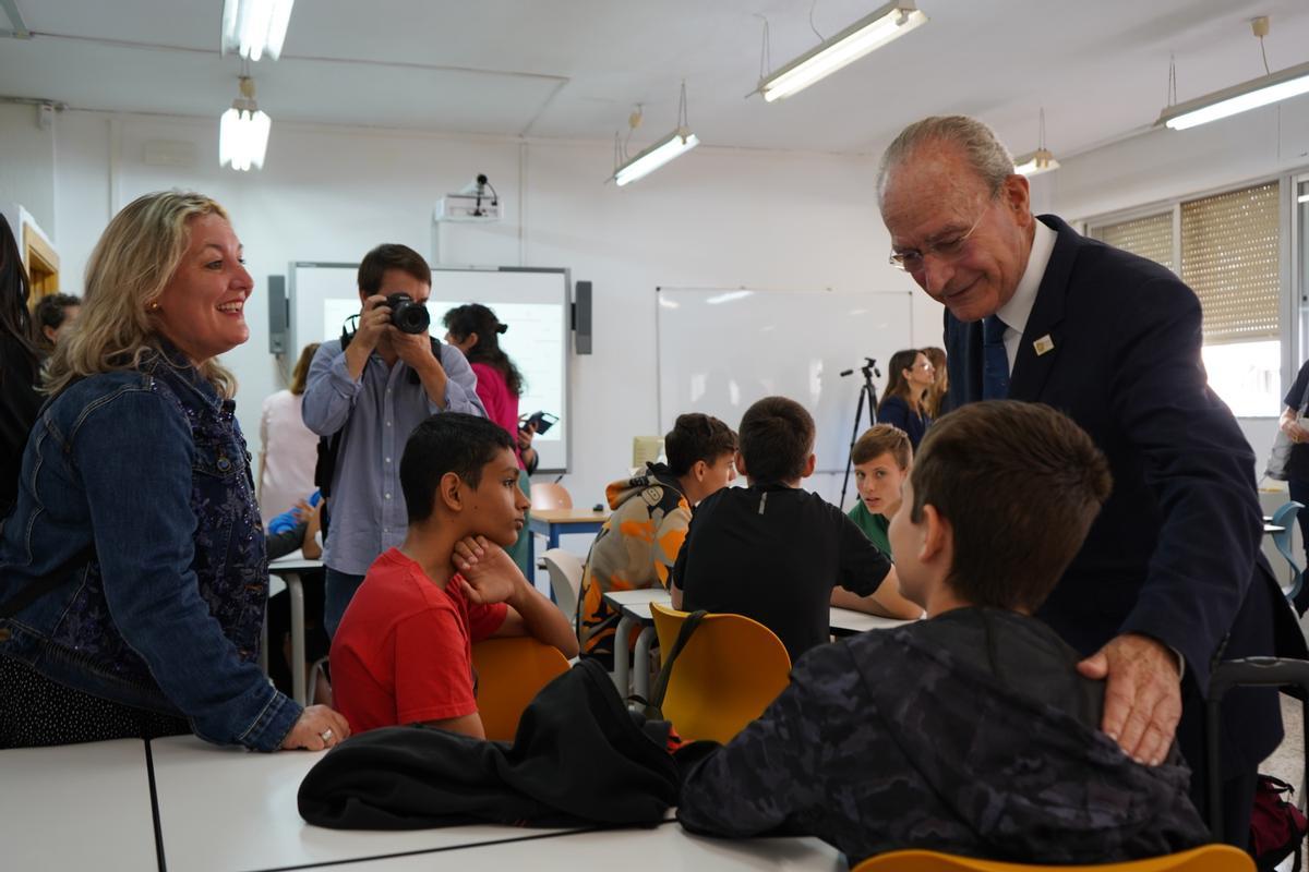 Francisco de la Torre en la clase de 3º de la ESO en el IES José María Torrijos