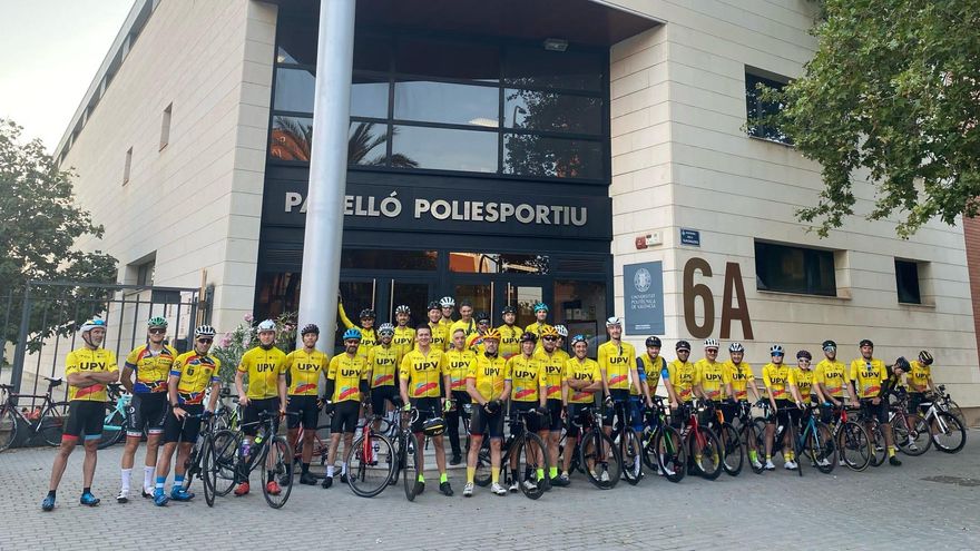 La Penya  Ciclista Universitat Politècnica de València celebra la marcha Intercampus 2025