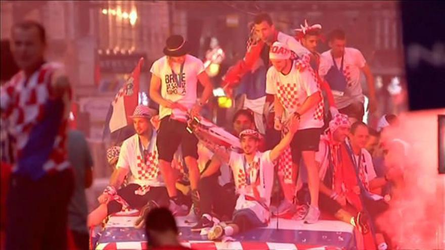 Los jugadores de Croacia, recibidos como héroes en Zagreb