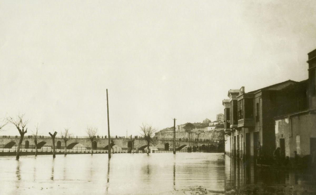 Crecidas históricas del río Duero en Zamora