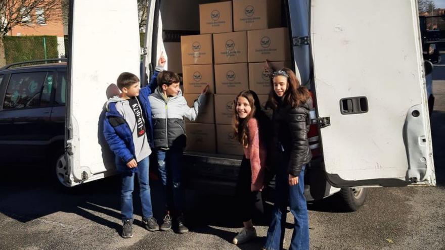 El colegio de La Fresneda, muy solidario