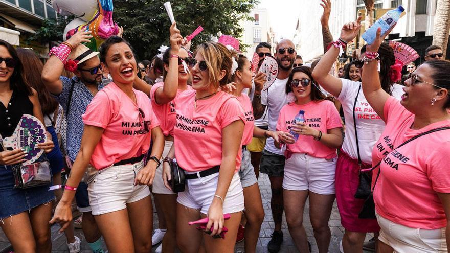 Granada, Málaga y Sevilla establecen límites a la celebración de despedidas de soltero