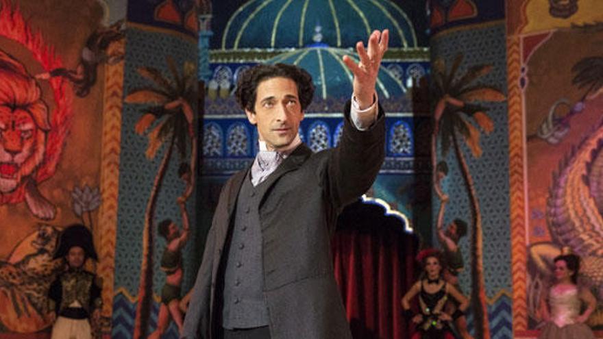 Adrien Brody es el gran Houdini.