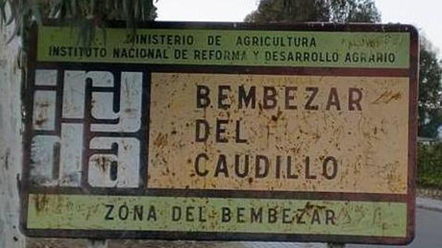 Alcaldes de tres pueblos andaluces serán denunciados por mantener los nombres franquistas