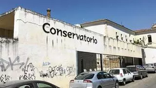 La Fiscalía pide la "suspensión inmediata de empleo" del profesor de Almendralejo acusado de abuso a menores