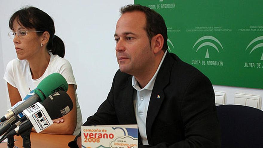 Cursos. Francisco Paneque, durante la rueda de prensa.