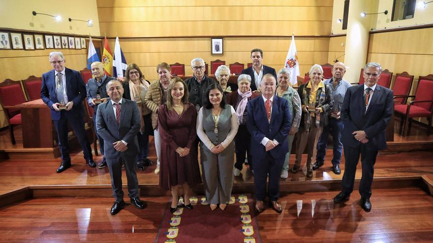 Candelaria homenajea a la última Corporación de la II República