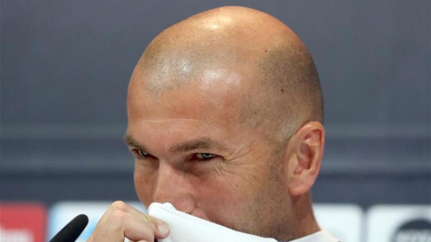 Zidane: &quot;Para nada estoy seguro de que estaré aquí la próxima temporada&quot;
