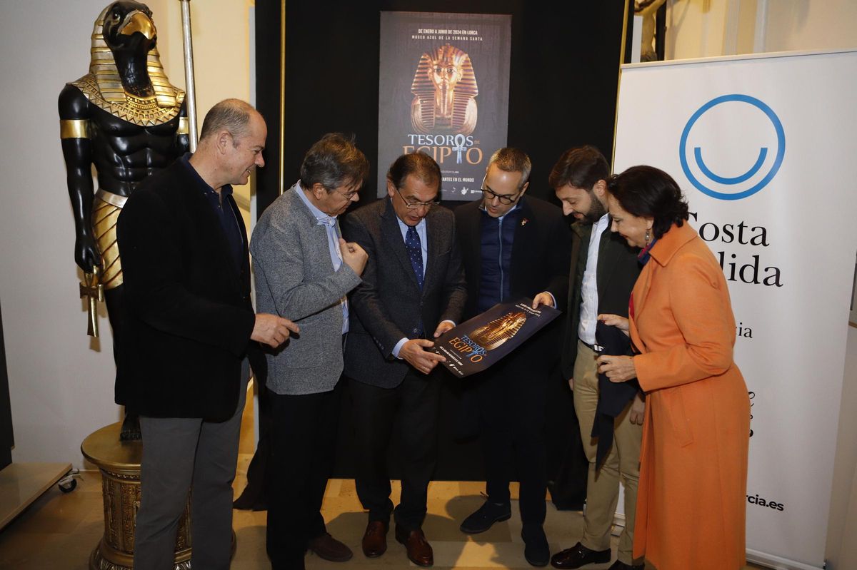 Presentación de 'Tesoros de Egipto' en el MASS.