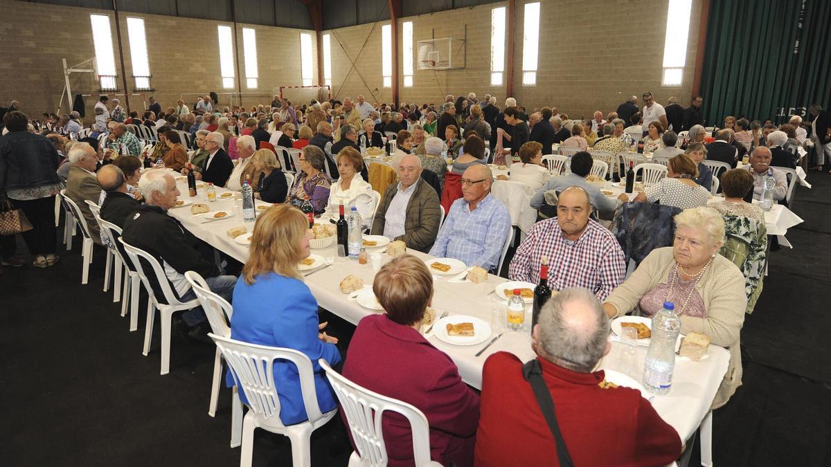 Una pasada edición de la Romaría Interxeracional de Lalín.