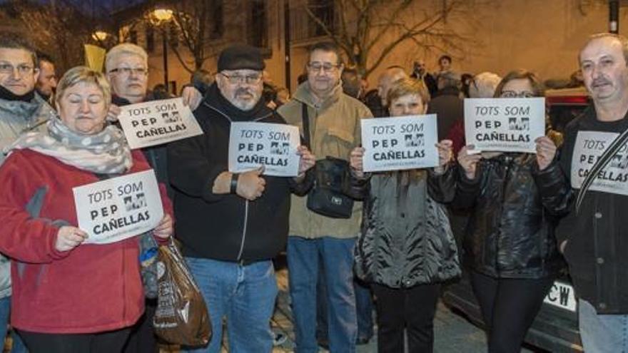 Veïns en suport del metge expedientat a Balsareny.