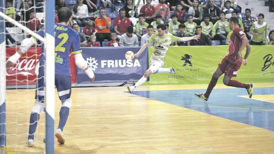 El Palma Futsal congregó a 3.000 personas en Son Moix en el primer partido de los play-off por el título.