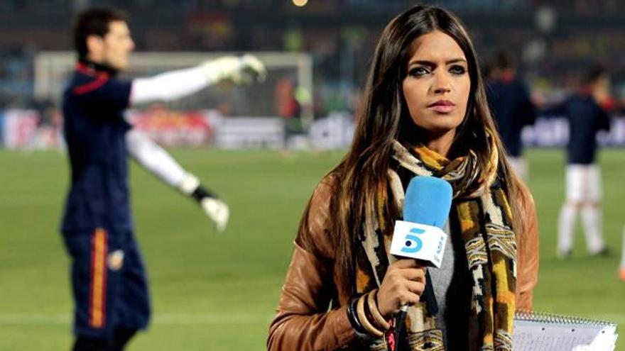 La periodista Sara Carbonero, novia del portero de la selección española Iker Casillas.