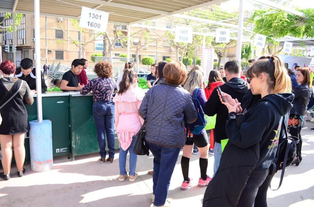 Entrega de dorsales de la III Carrera de la Mujer