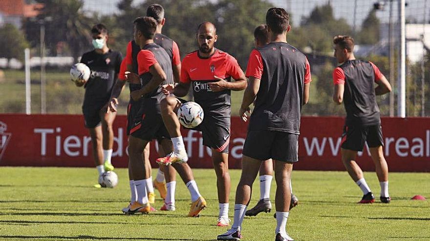 Unai Medina, durante un entrenamiento de pretemporada.