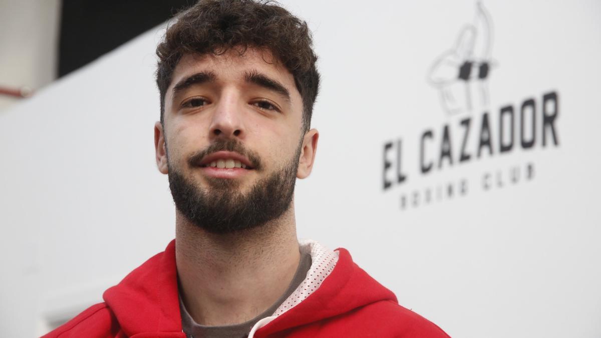 José Luis Navarro Jr. en el gimnasio El Cazador.