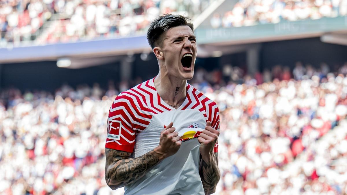 A Benjamin Sesko tiene los días contados en el RB Leipzig