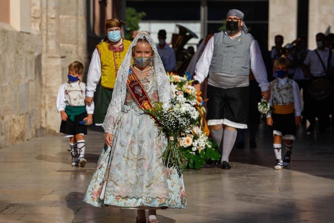 Búscate en el primer día de la ofrenda por las calles del Mar y Avellanas entre las 18:00 y las 19:00 horas