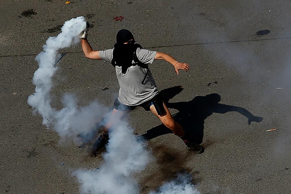 Protestas contra el Gobierno de Piñera y la ...