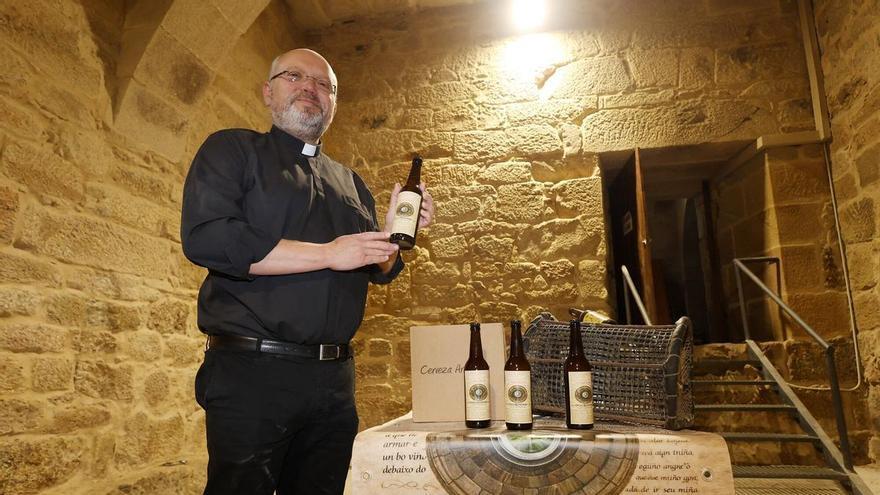 La marea obliga a aplazar a las 13.15 el desembarco medieval de la cerveza Ollo Redondo