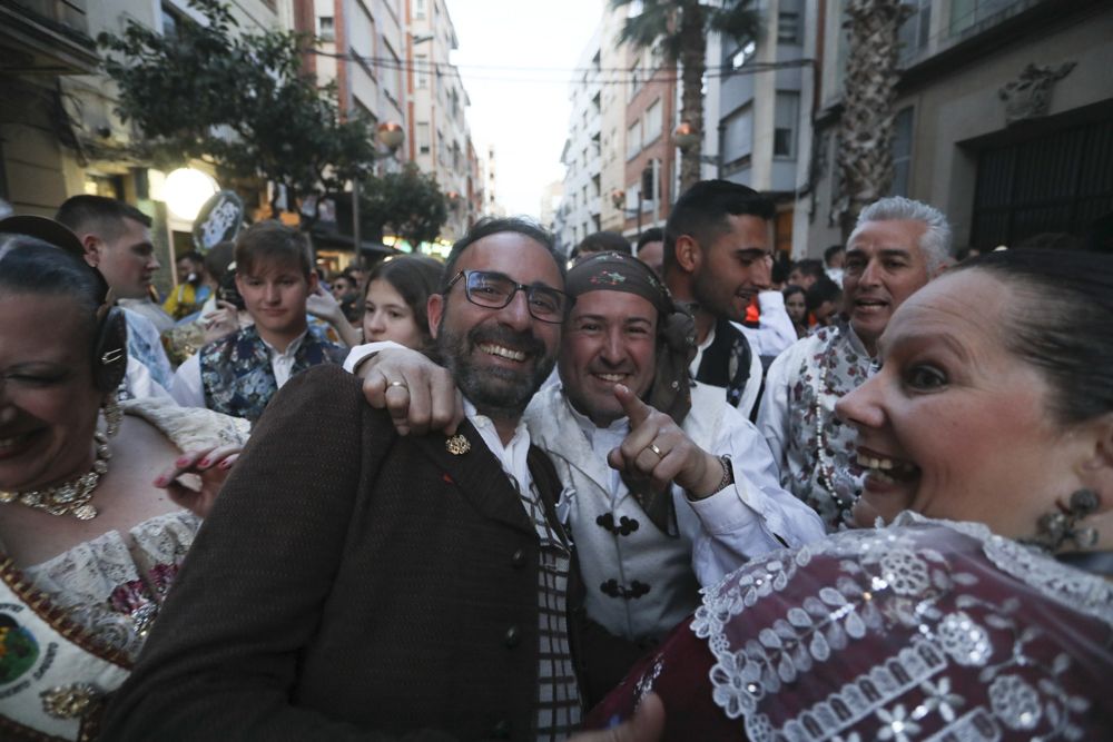 Emoción y nervios en la entrega de premios a las fallas de Sagunt