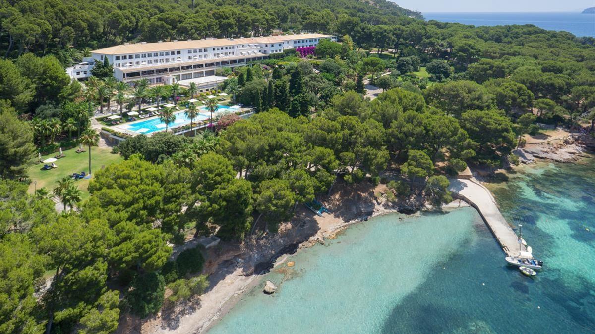 ECONOMIA  Barcelo Hotel Group vende el Hotel Formentor de Mallorca al fondo Emin Capital