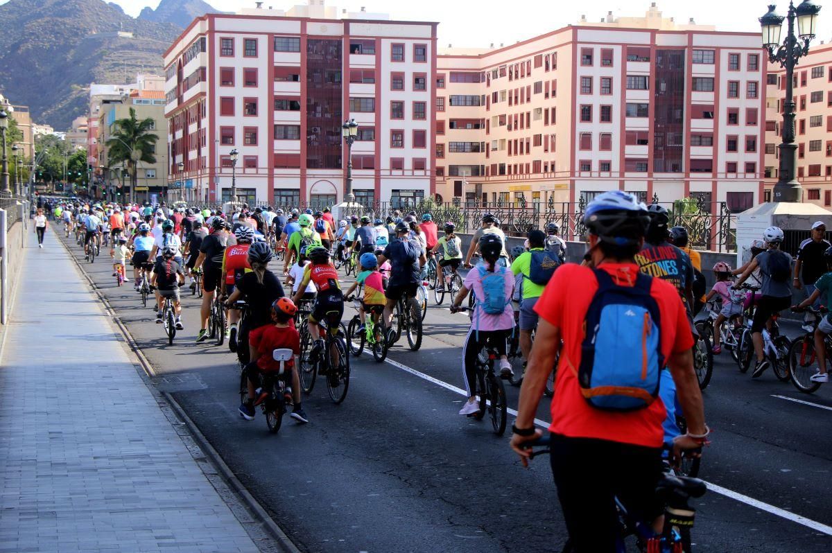 Fiesta de la bicicleta en Santa Cruz