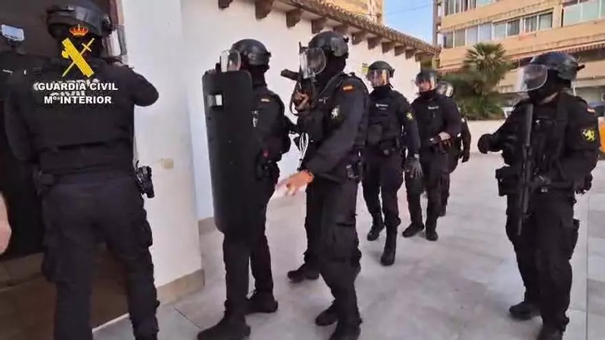 Detenidos dos miembros de una banda que habría robado dos millones de euros en casas de lujo de Mallorca