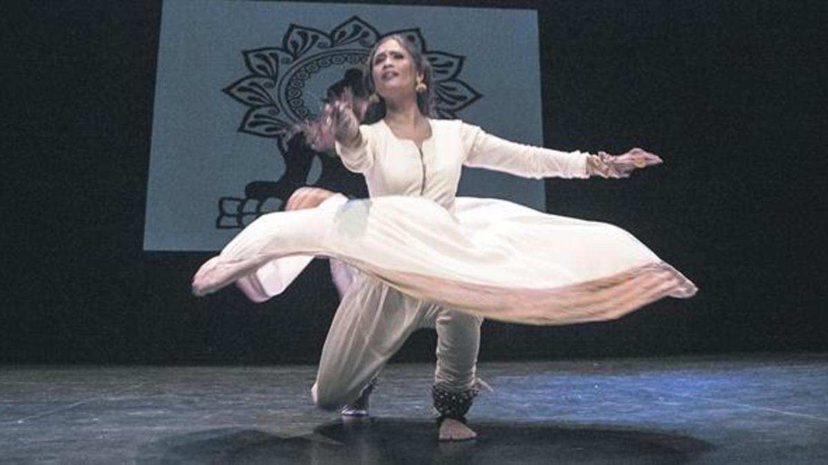 Espectáculo escénico de danza india en la sala Hiroshima, hace unos días, organizado por Espai Avinyó.