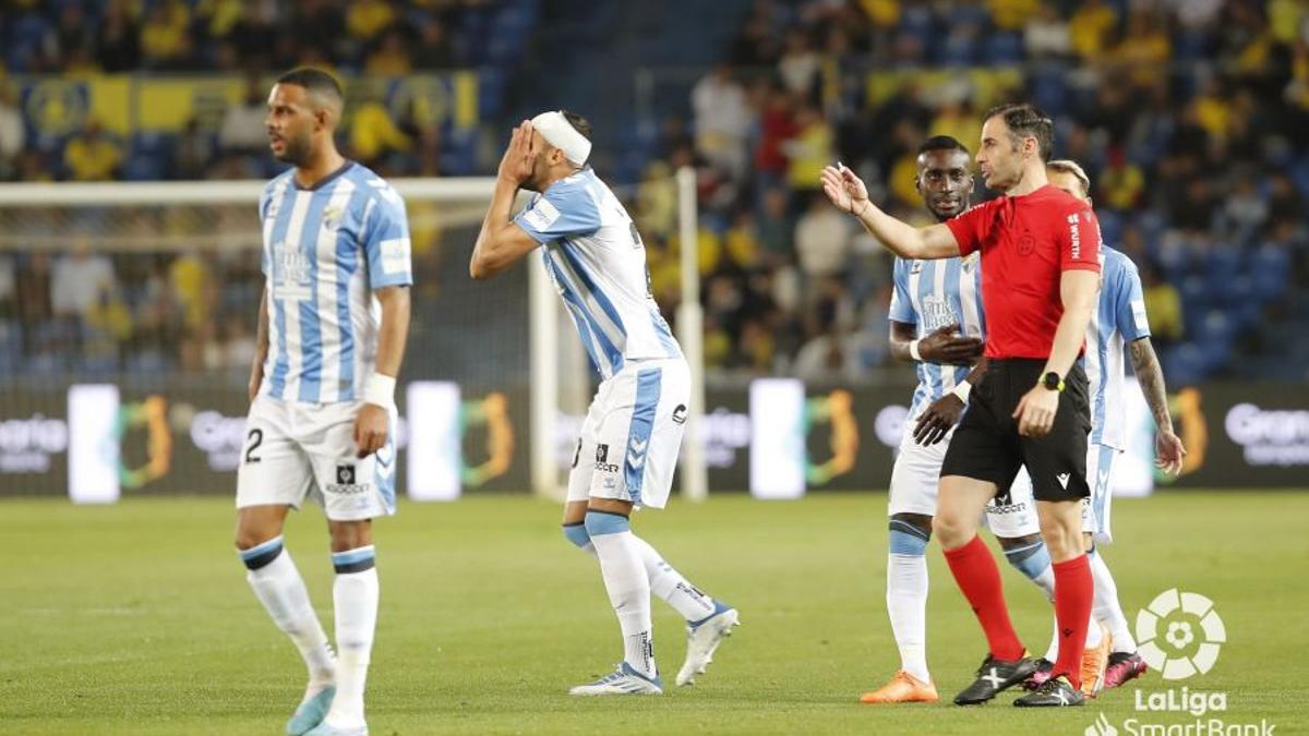 El Málaga CF estalla por los arbitrajes.