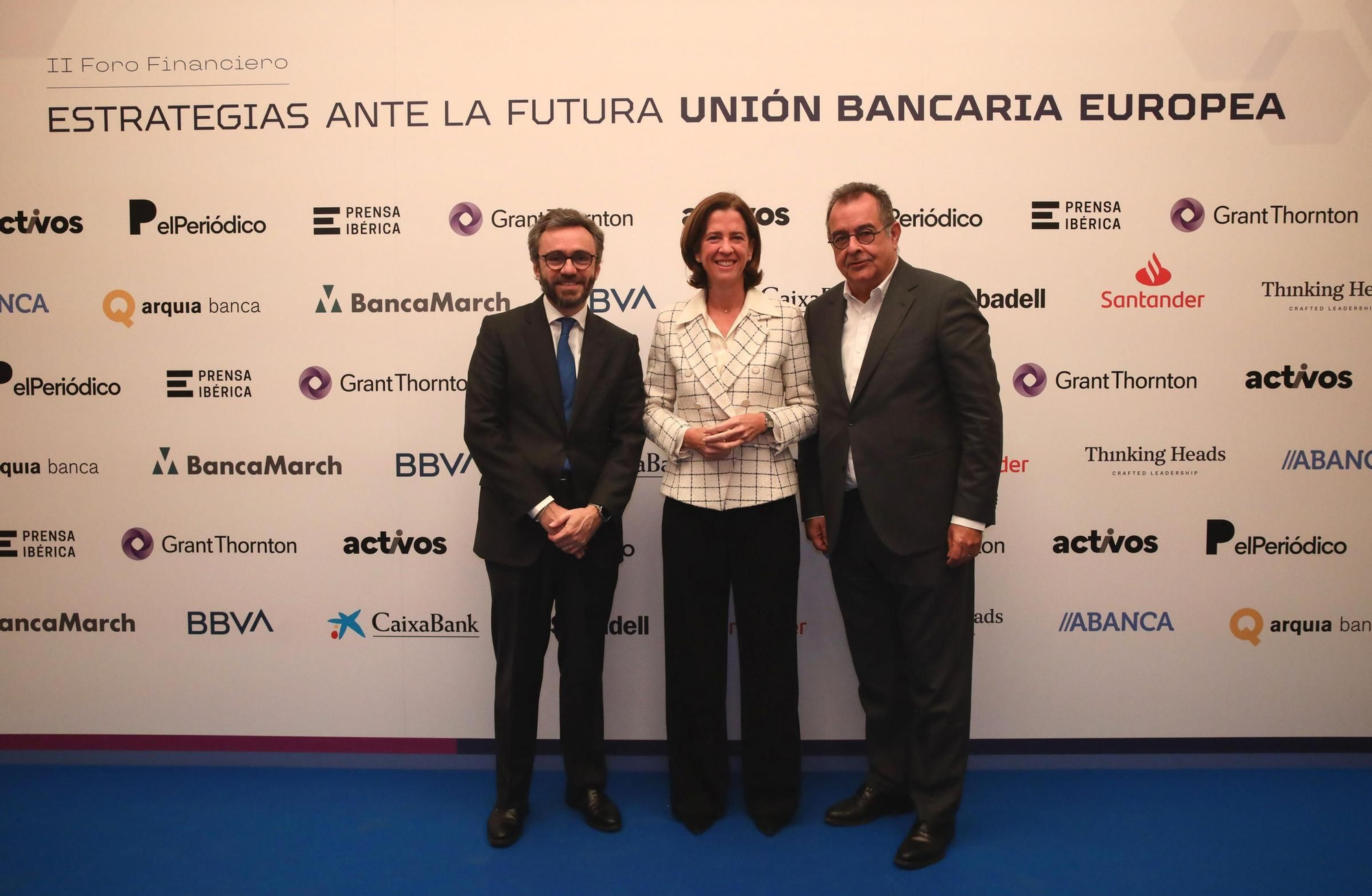Alejandra Kindelán (AEB); Aitor Moll, CEO de Prensa Ibérica y Albert Sáez, director general de Contenidos de Prensa Ibérica y director de El Periódico.