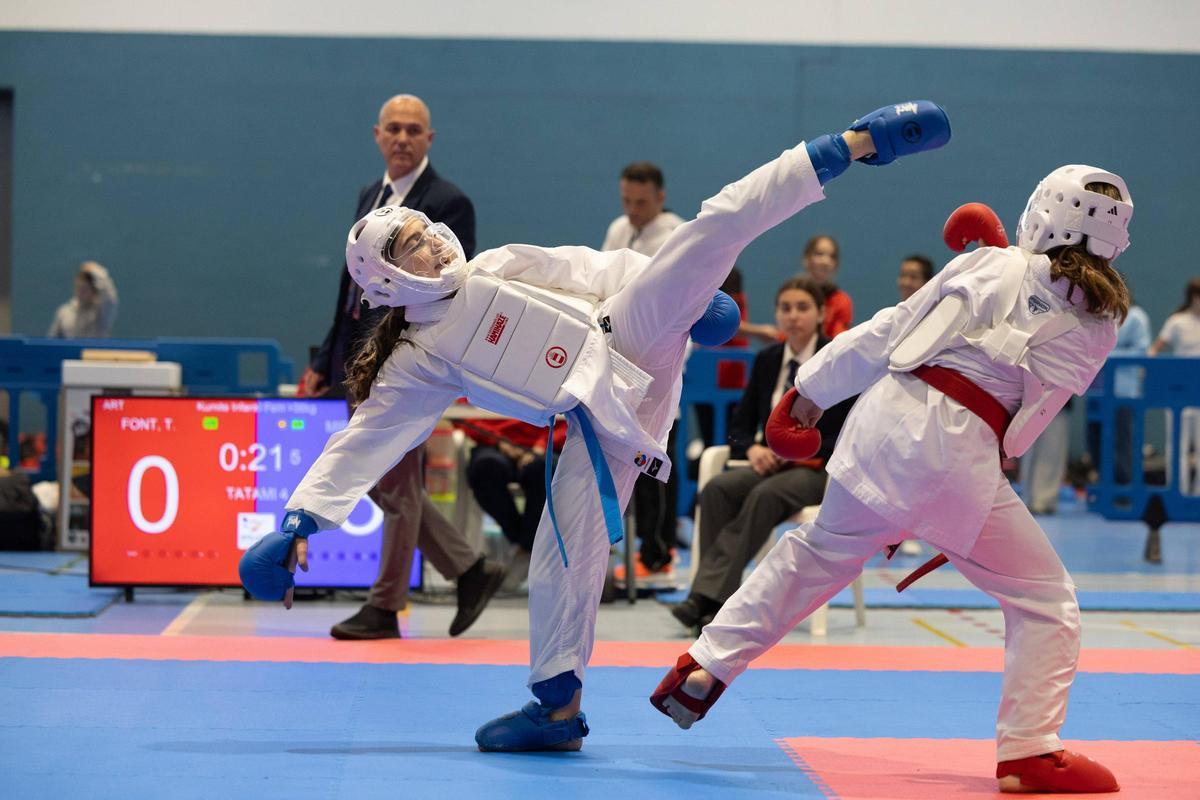Mira aquí todas las imágenes del Campeonato infantil balear de kárate