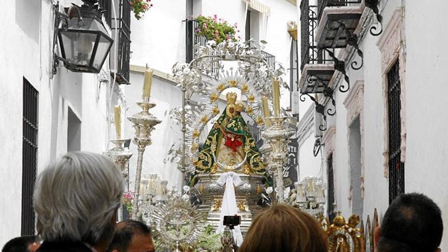 Procesión de la Virgen de la Cabeza hasta la catedral