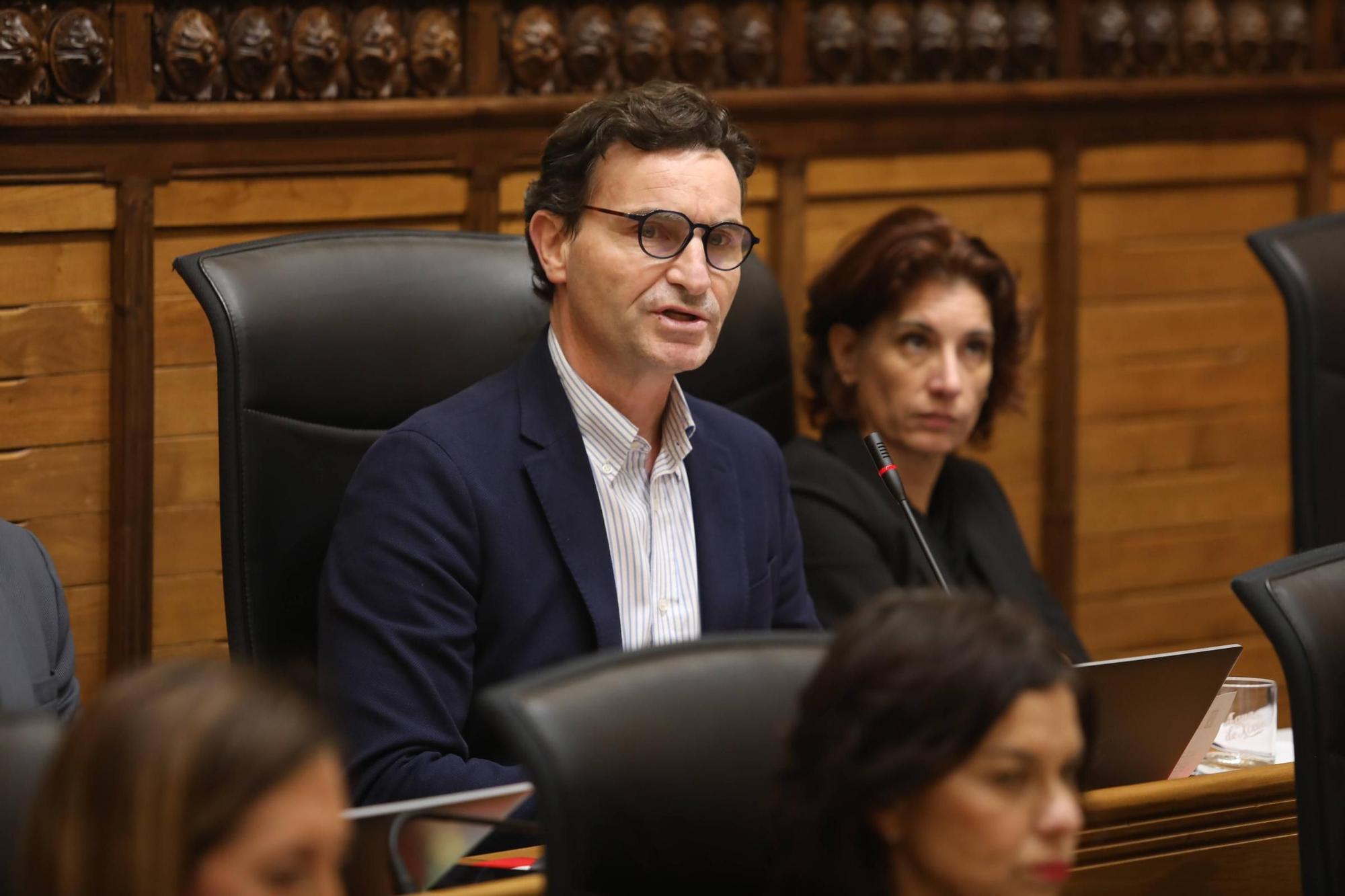 El Pleno municipal de enero en Gijón, en imágenes
