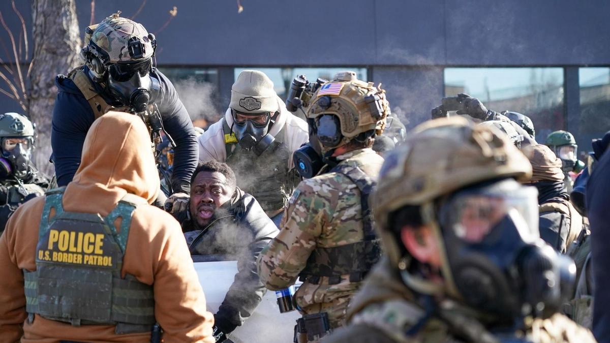 Represión de una protesta en Minneapolis, el pasado enero, tras el asesinato de Alex Pretti a manos de agentes migratorios.