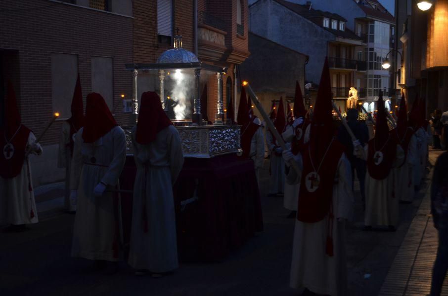 Semana Santa en Benavente: Cristo de la Salud