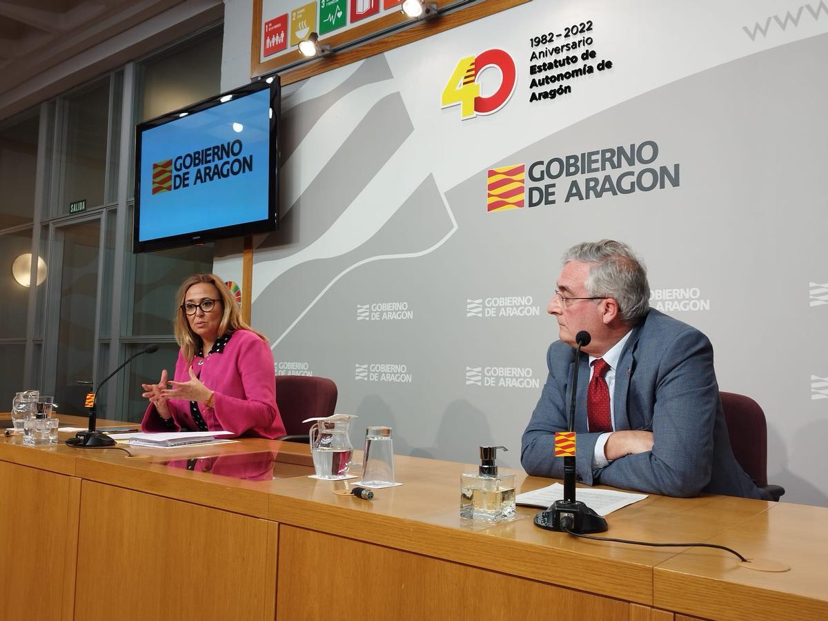 Mayte Pérez y Joaquín Olona, durante la comparecencia tras el Consejo de Gobierno.