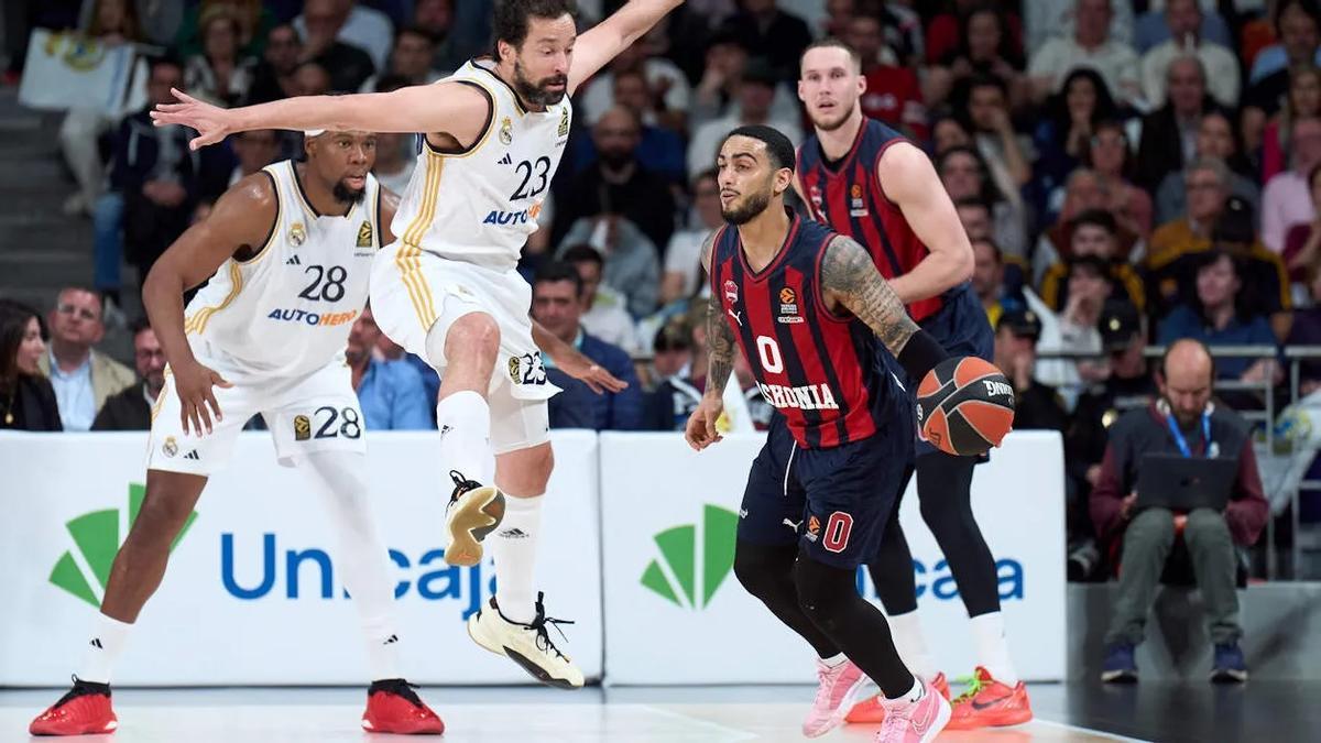 El Baskonia confía en la inspiración de Howard para alargar la serie en Vitoria