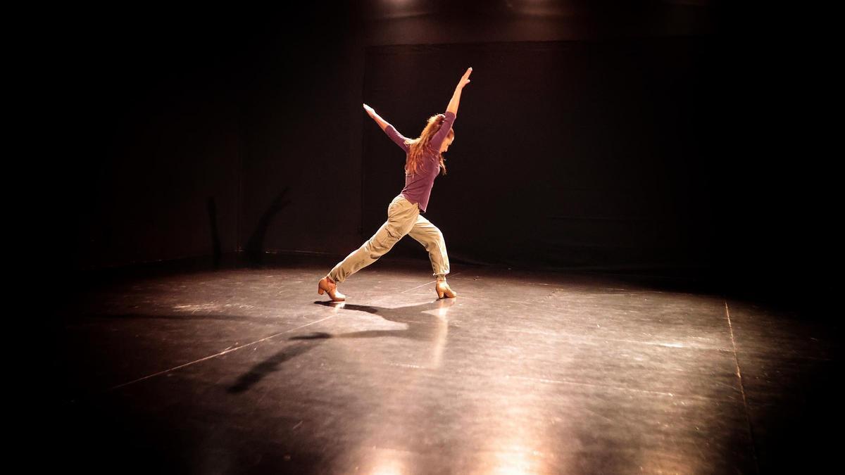 Presentación del programa de danza Canarios dentro y fuera