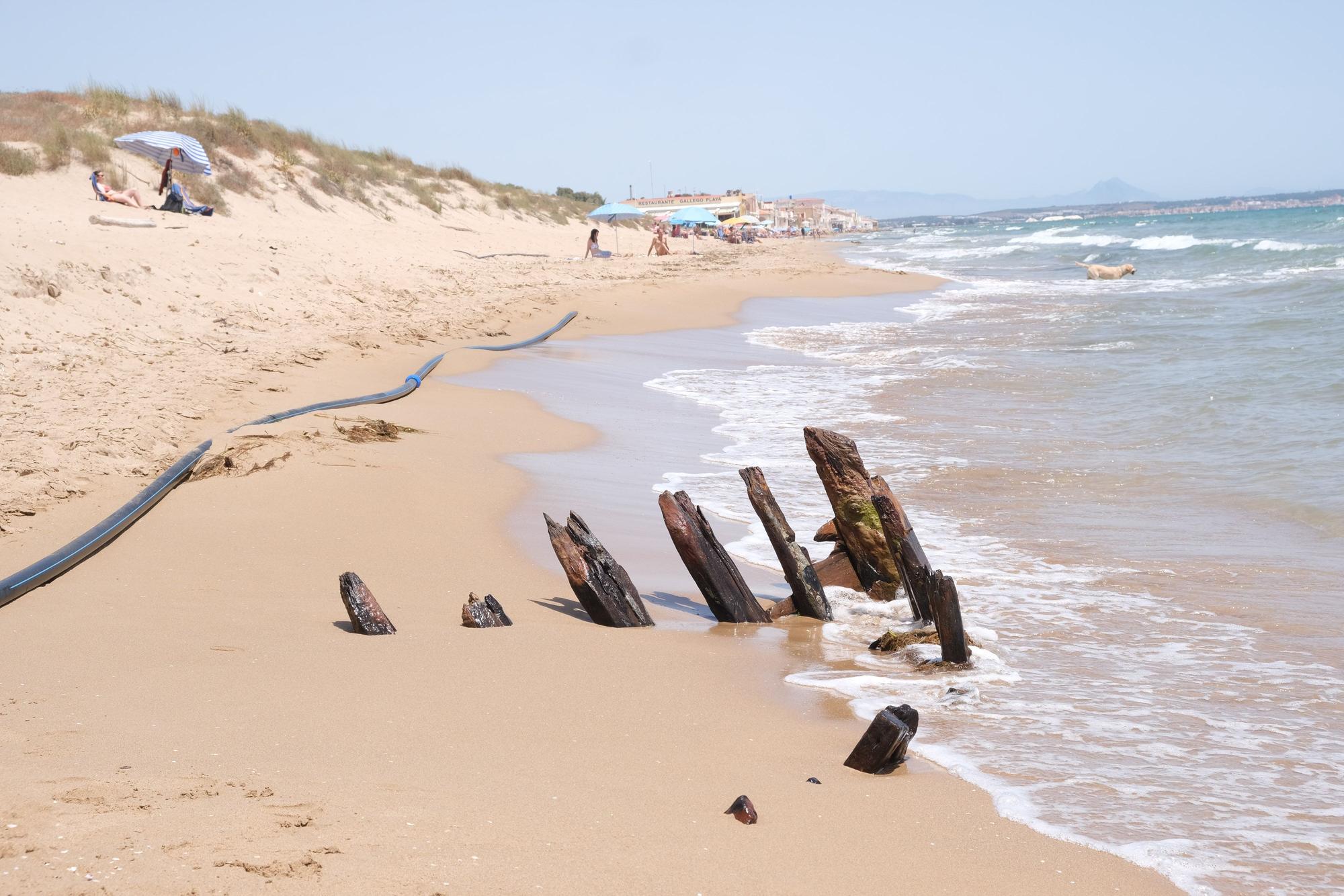 El mar engulle a La Marina