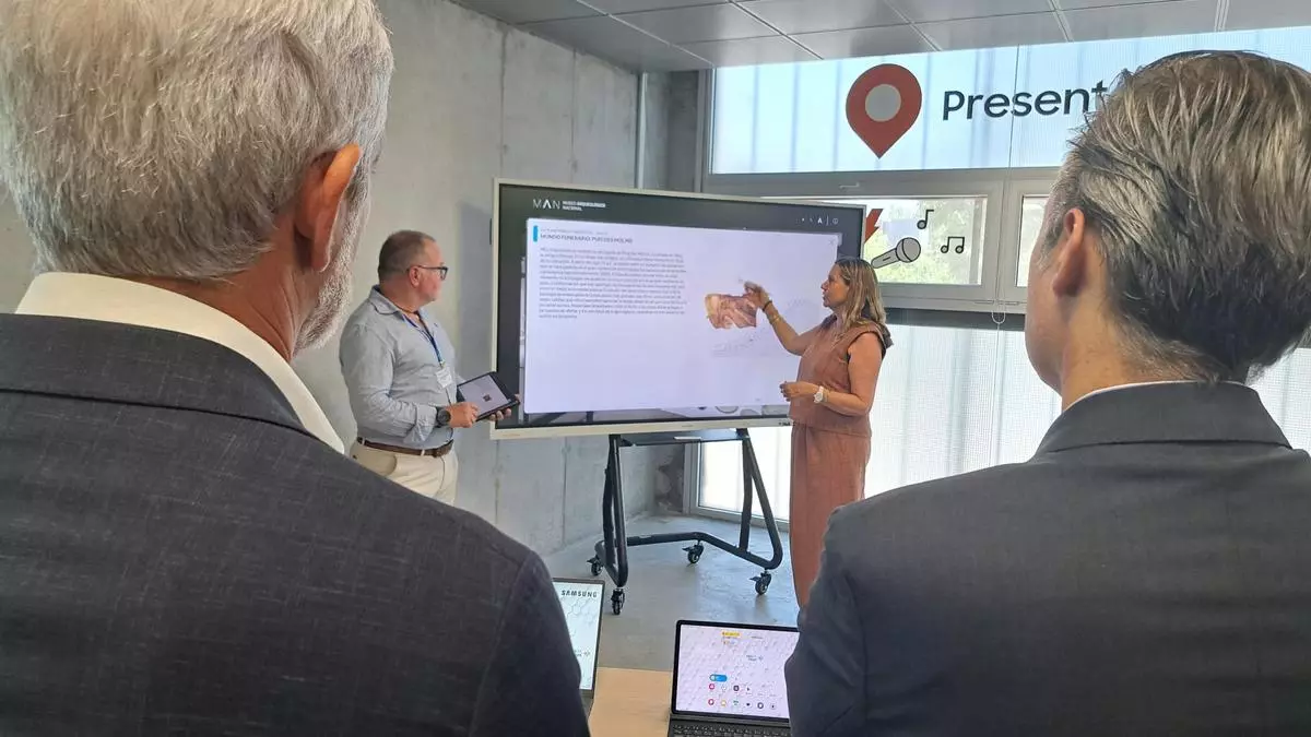 Un 'aula del futuro' en Mallorca para enseñar a los docentes a usar la tecnología de forma responsable