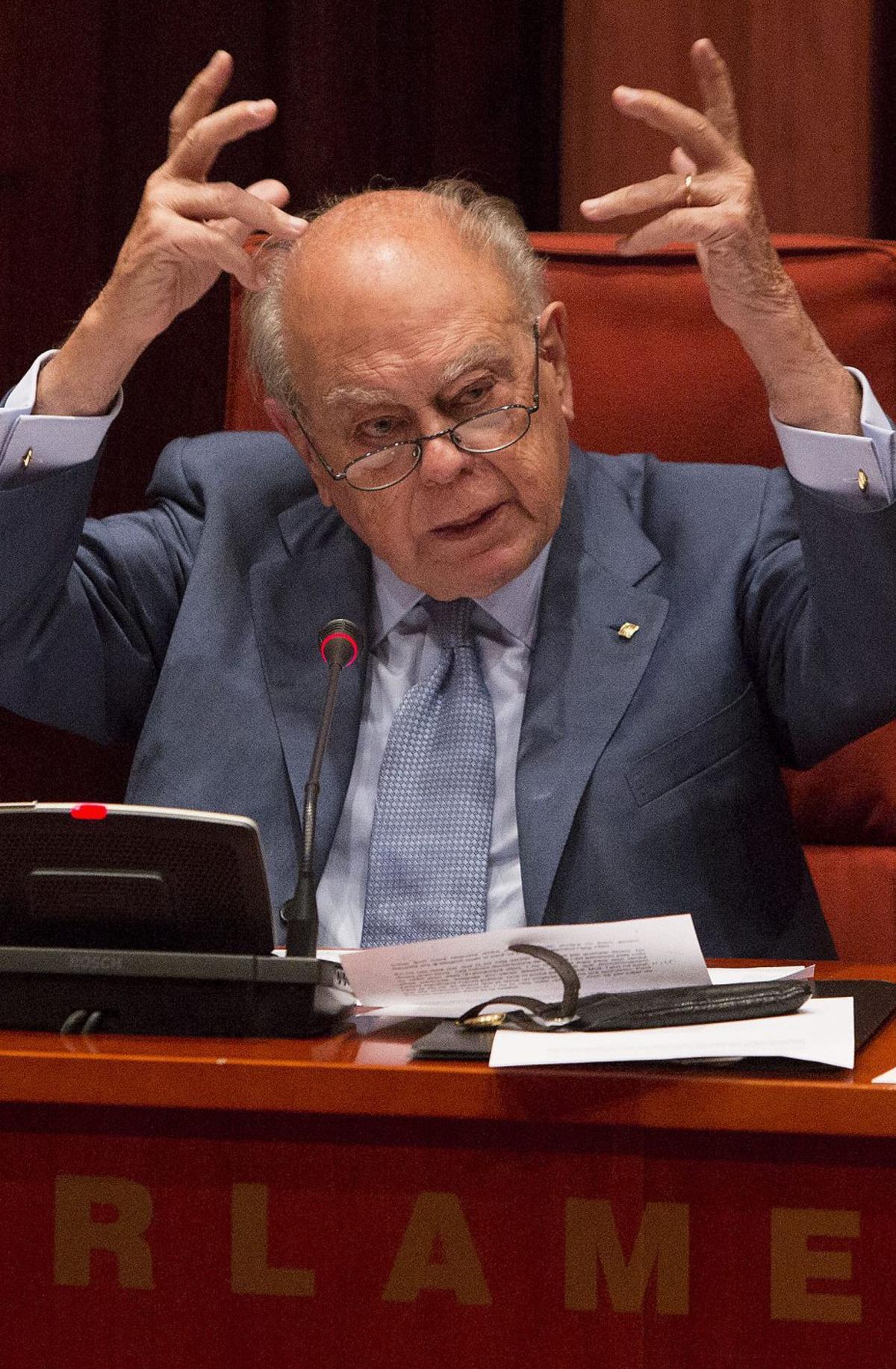 Auge, caiguda i restitució