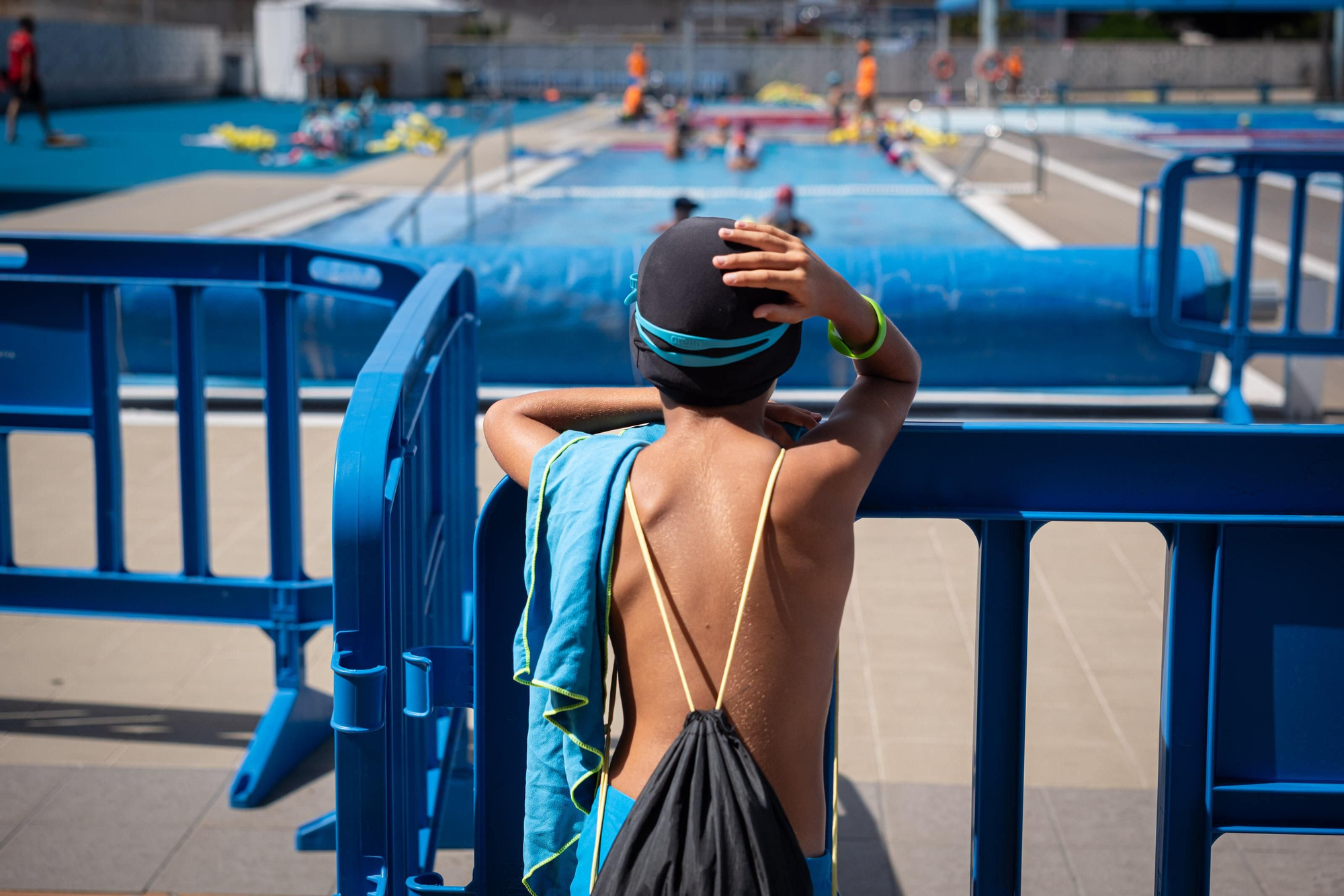 Cursillos de natación en la piscina municipal de Santa Cruz